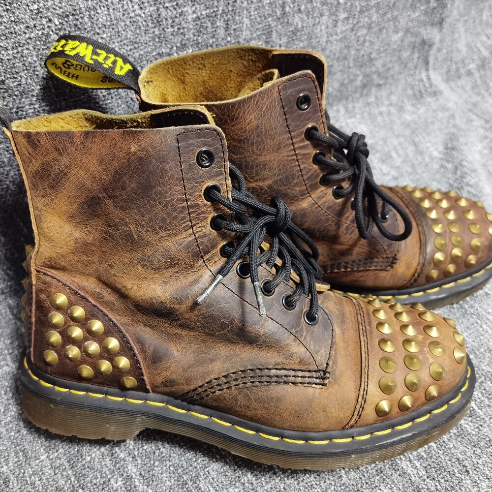 DR. Martens Crazy-horse leather boots